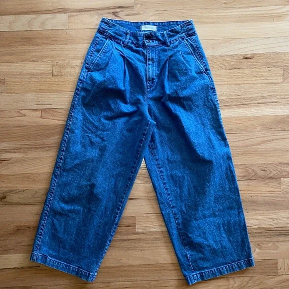 Madewell Wide Leg Cropped Jeans in Medium Blue - Picture 5 of 7